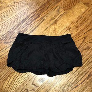 Athleta black skirt